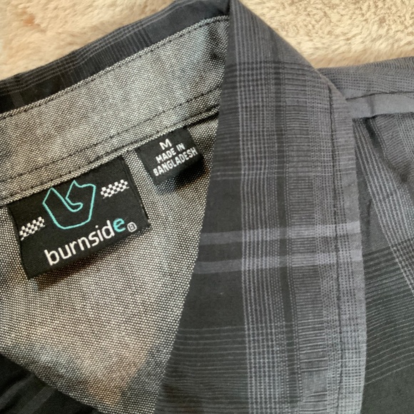 Burnside Grey M Short Sleeve Plaid Shirt - Picture 3 of 6